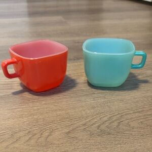 Set of Two Vintage Glassbake Mugs